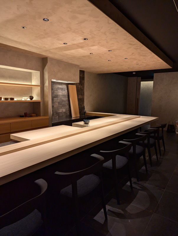 大阪 心斎橋 鮨店「片岡篤司」
設計・施工監理：N.style